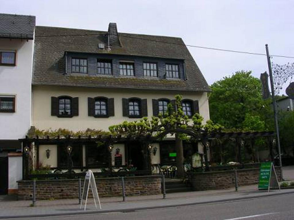 Bachmeier'S Gasthaus Traube Niederfell Hotel Exterior photo